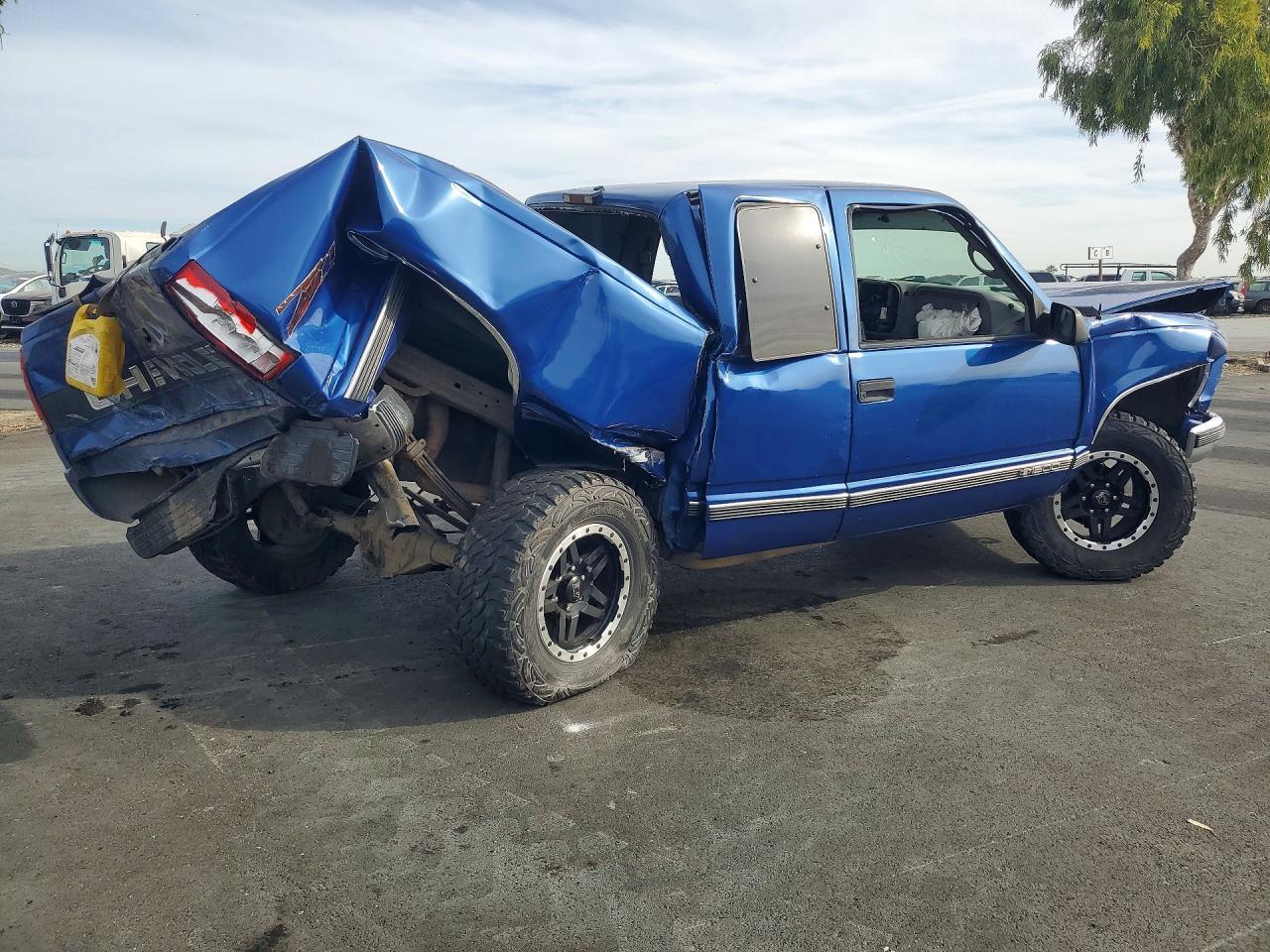 1997 Chevrolet Gmt-400 K1500 - Фото 3