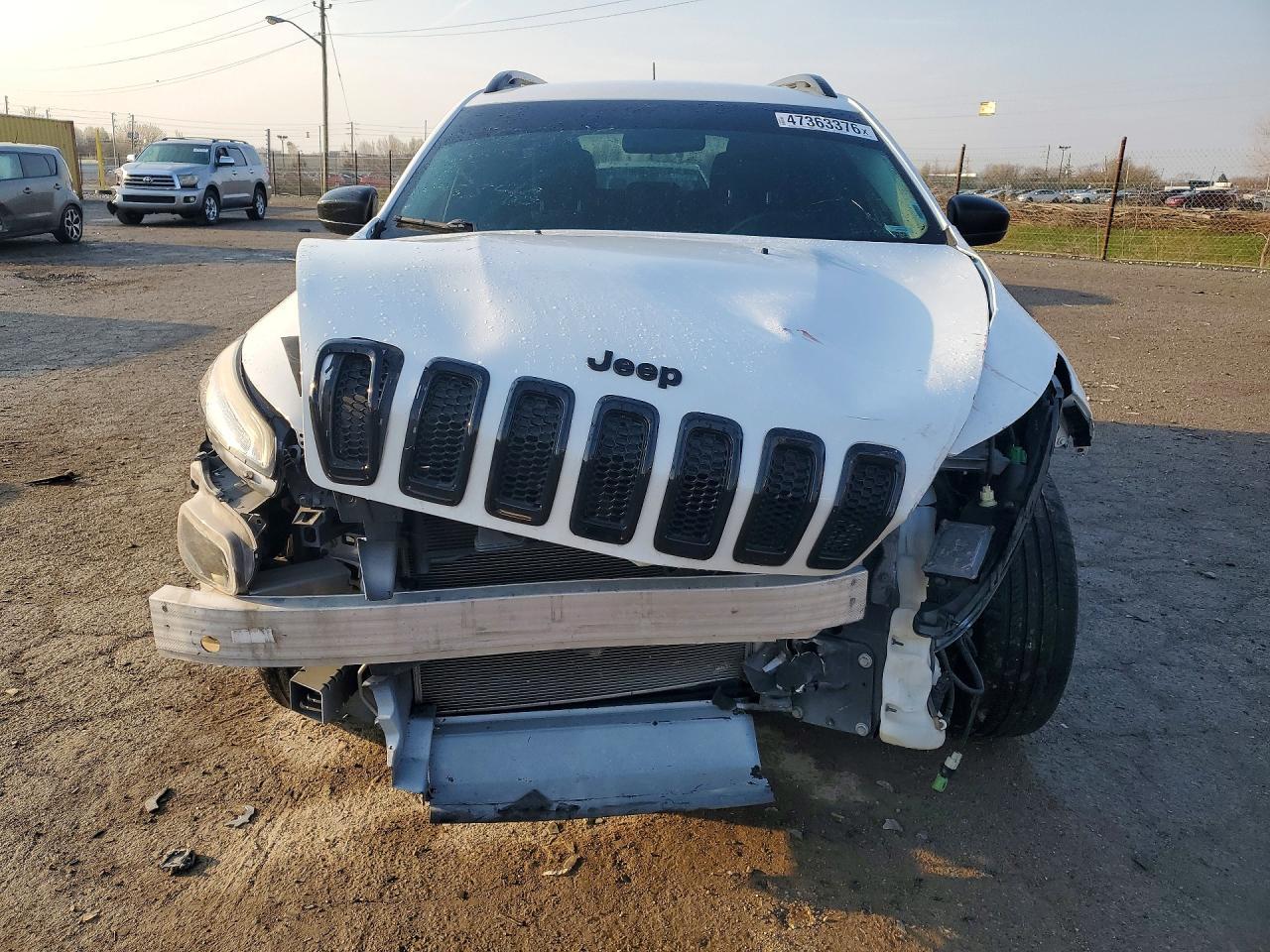 2017 Jeep Cherokee Sport - Фото 5