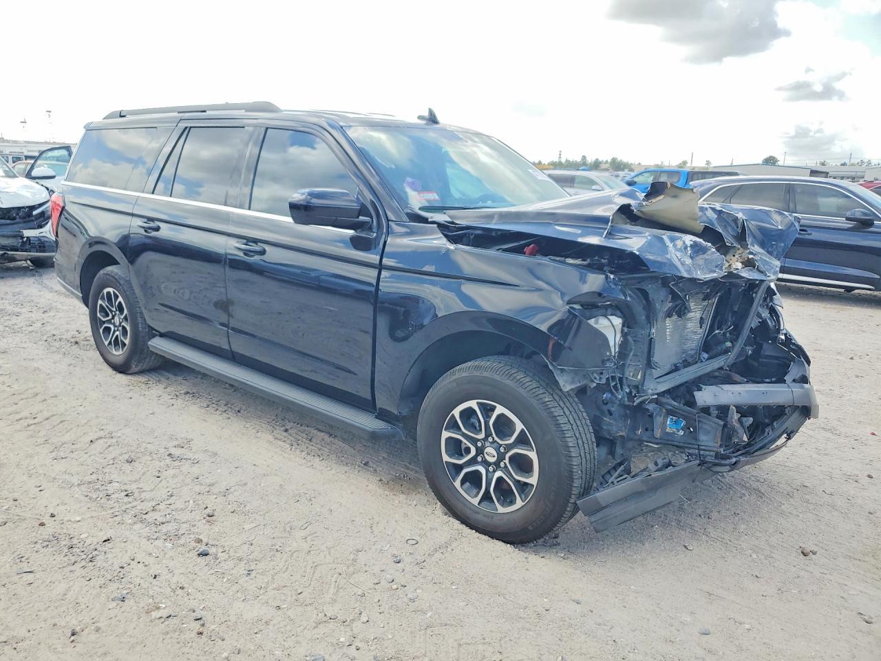 2022 Ford Expedition Max Xlt - Фото 4