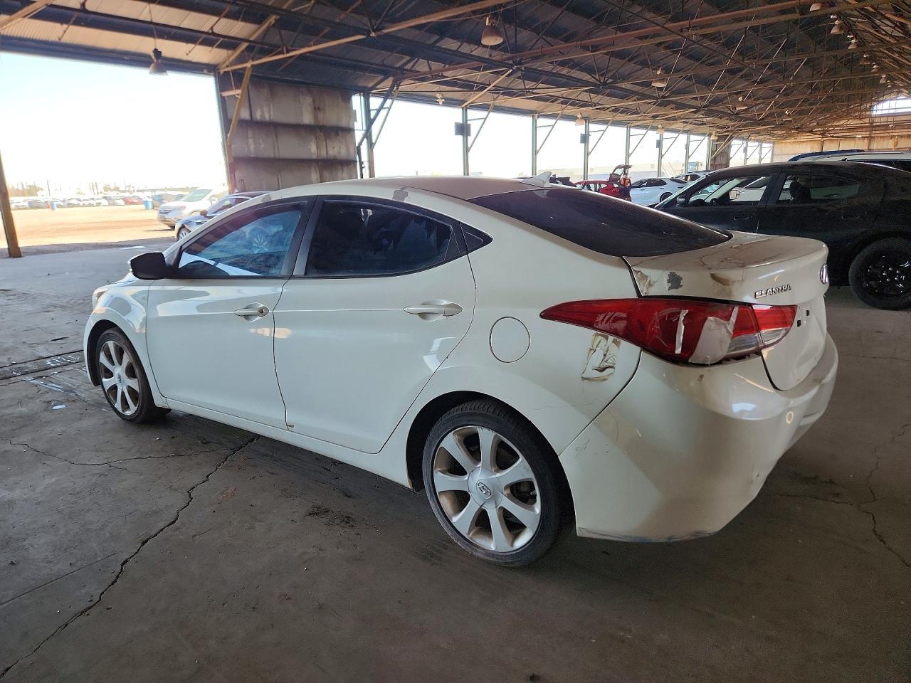 2012 Hyundai Elantra Limited - Image 2