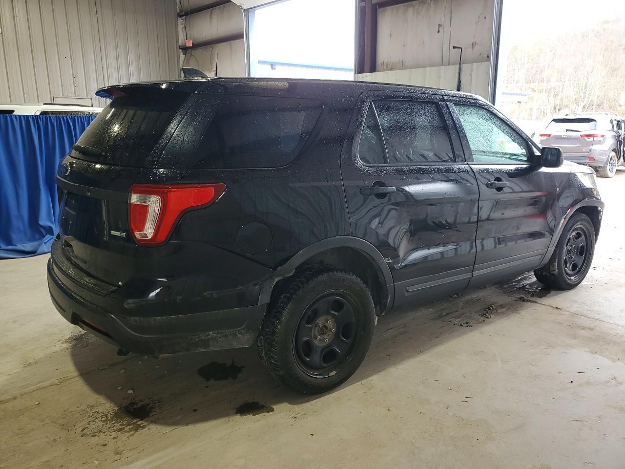 2018 Ford Explorer Police Interceptor - Фото 3