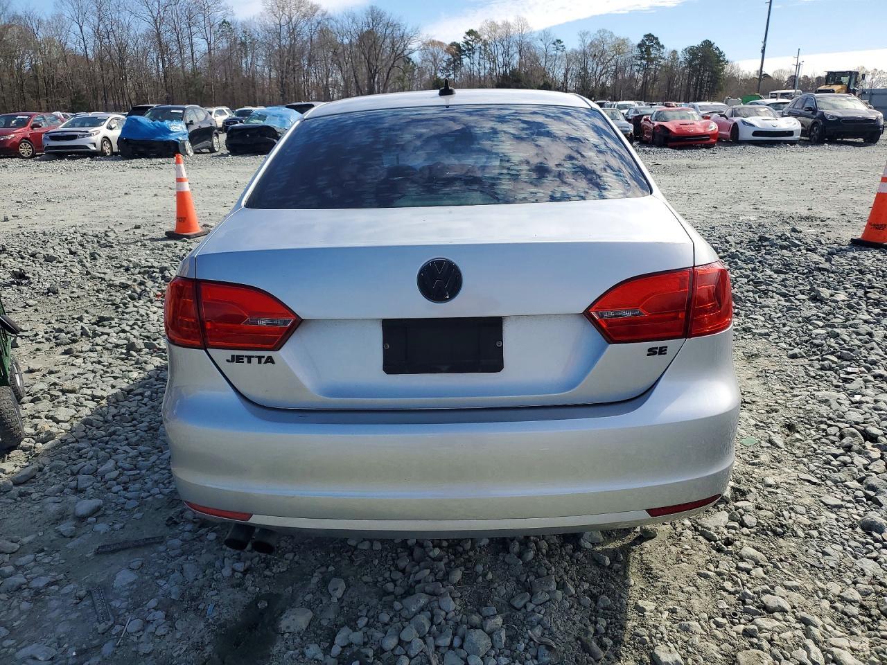 2014 Volkswagen Jetta Se - Image 6