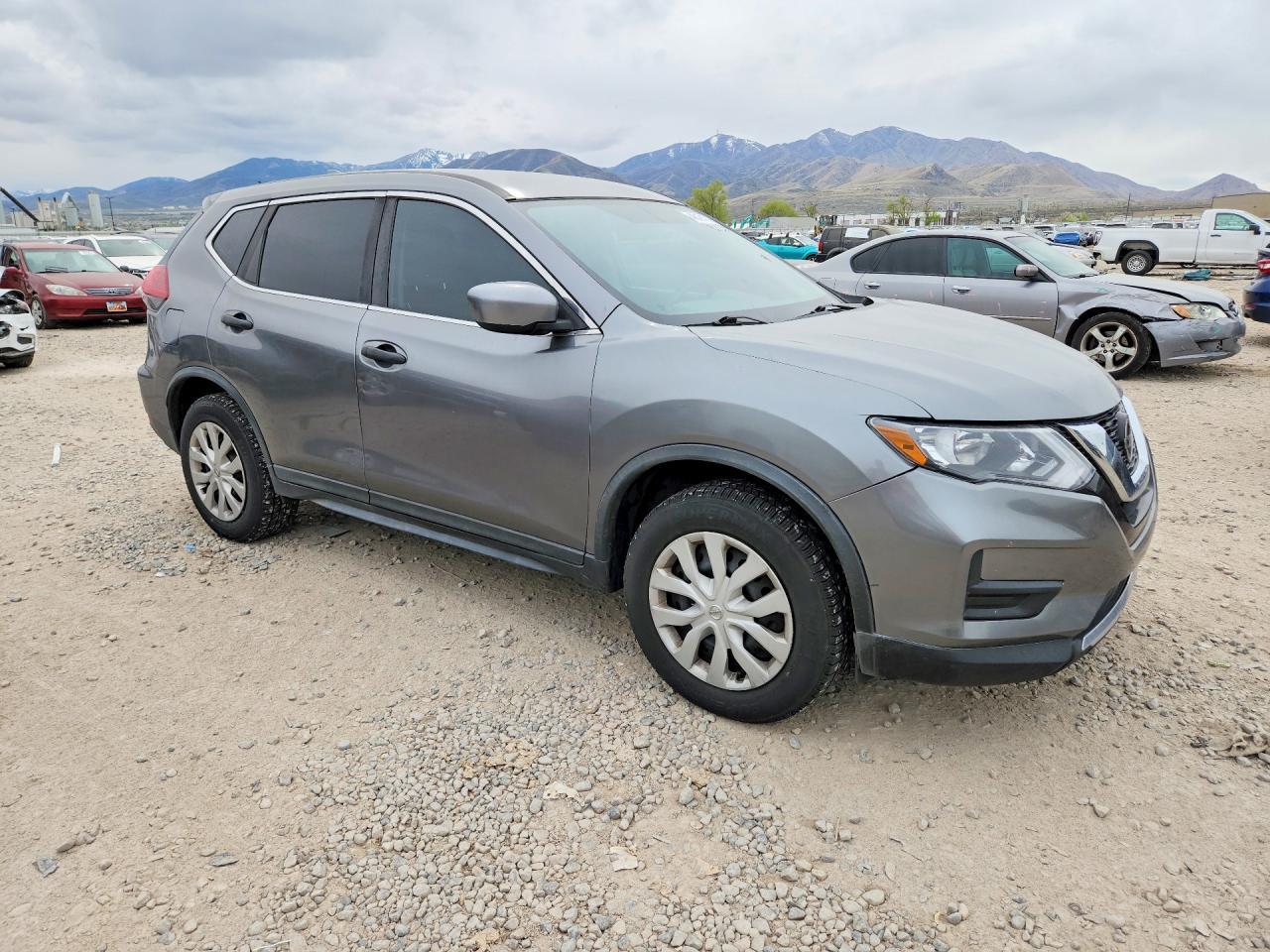 2018 Nissan Rogue S - Фото 4