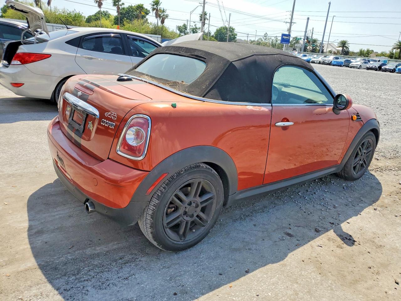 2012 Mini Cooper Roadster - Image 3