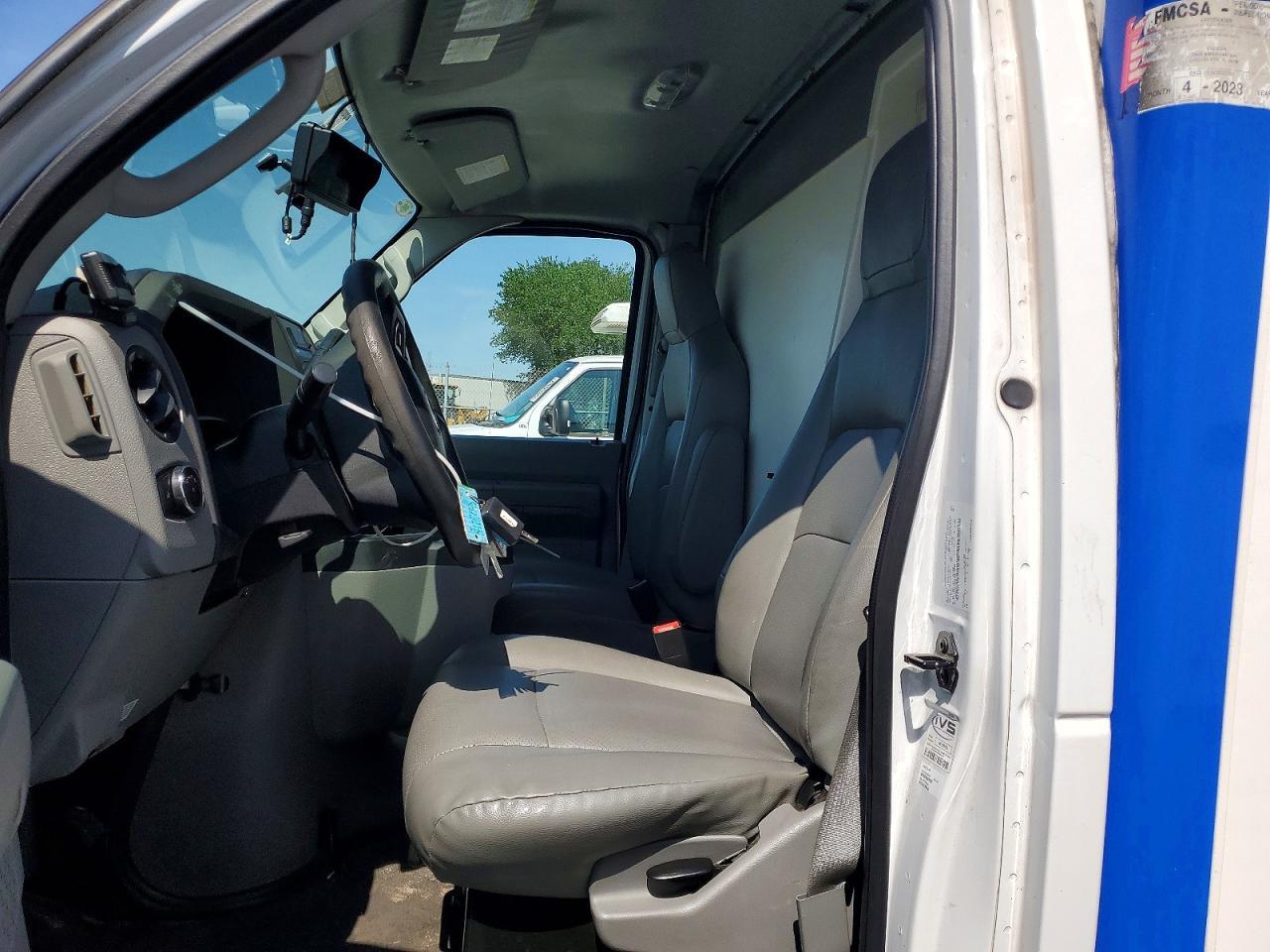 2023 Ford E350 Refrigerated Box Truck - Фото 7