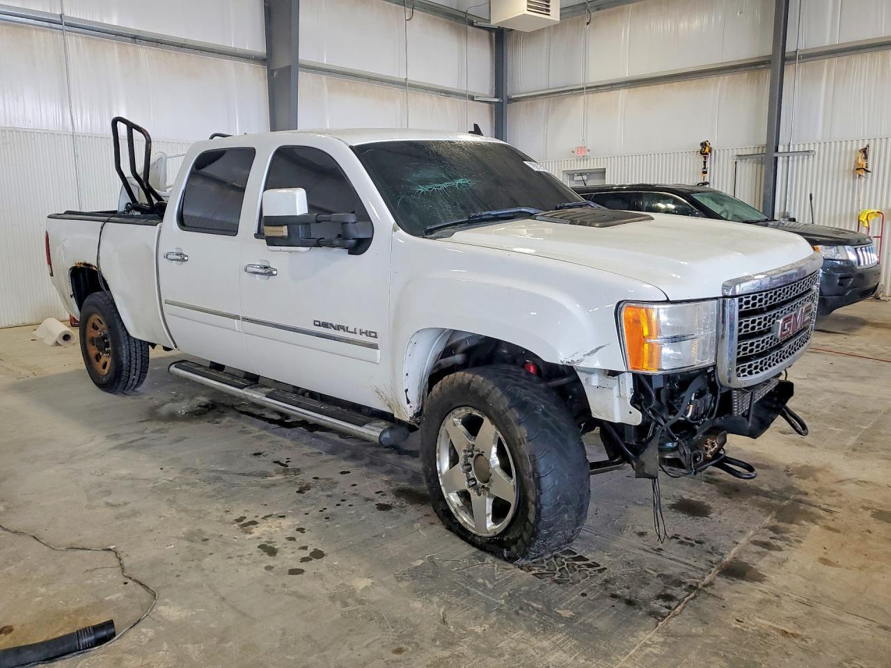 2011 GMC Sierra K2500 Denali - Фото 4