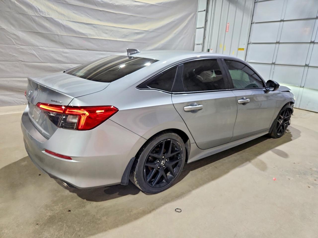 2023 Honda Civic - Фото 3