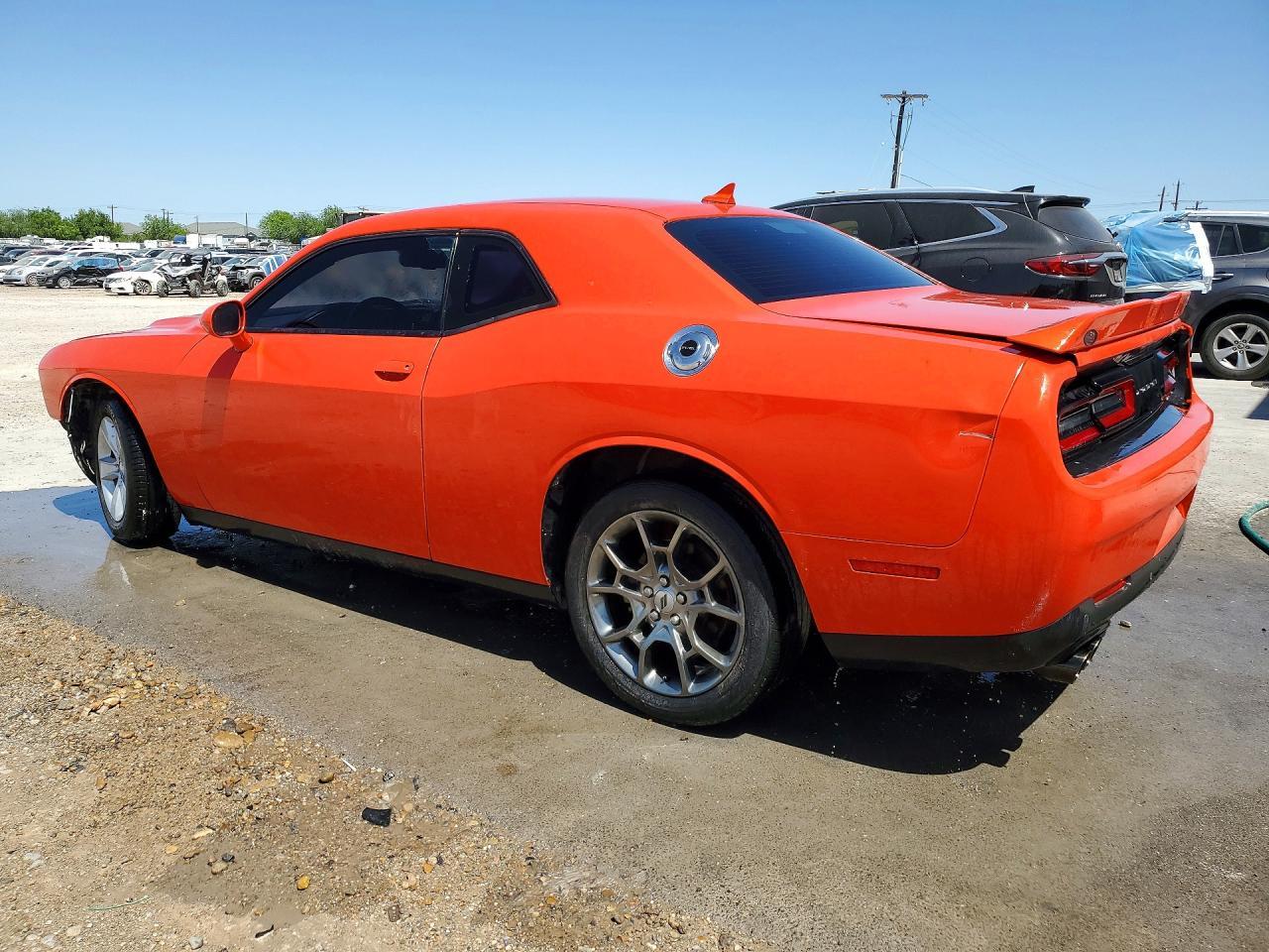 2021 Dodge Challenger Sxt - Фото 2