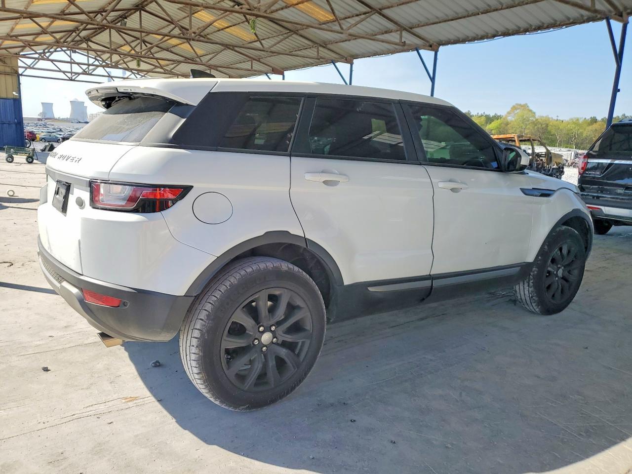 2017 Land Rover Range Rover Evoque Se - Фото 3