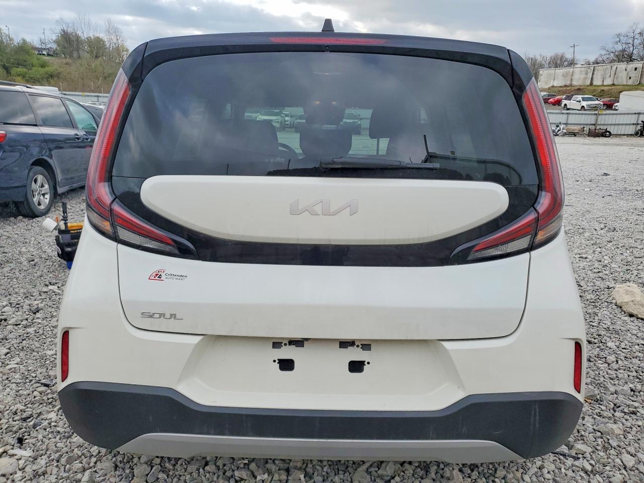 2025 Kia Soul Lx - Image 6