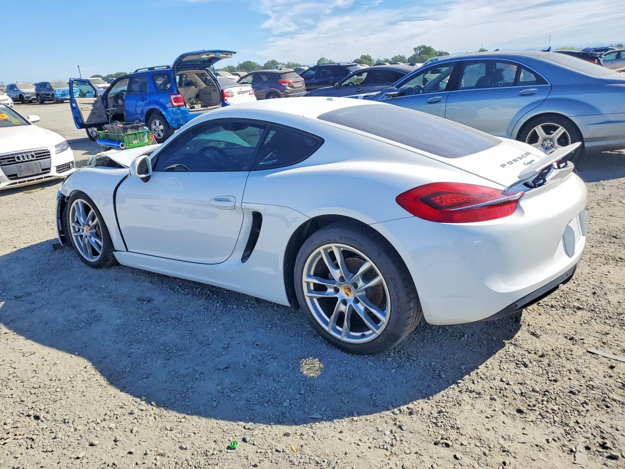2015 Porsche Cayman - Image 2