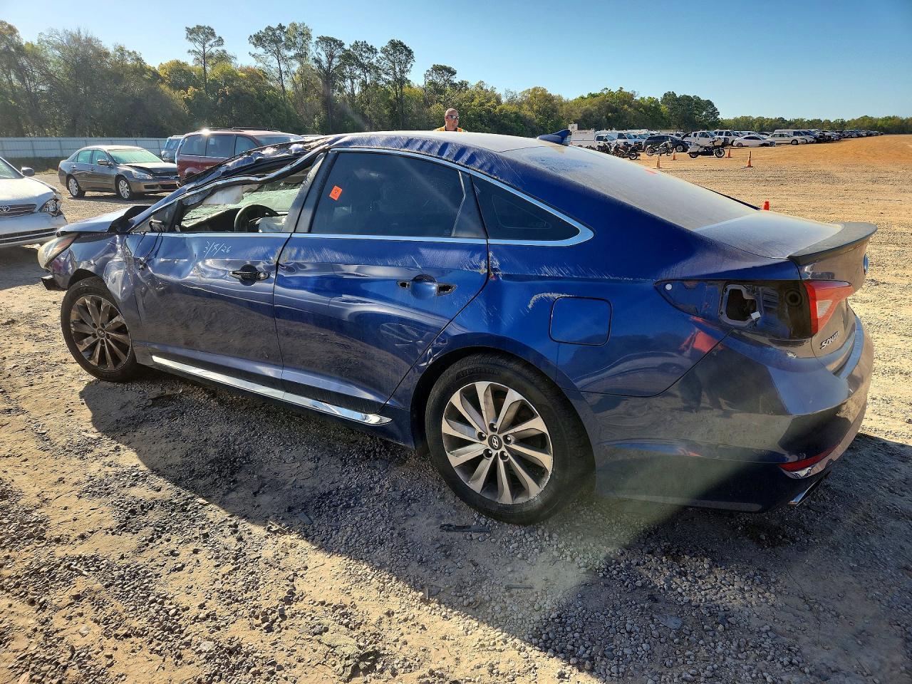 2015 Hyundai Sonata Sport - Фото 2