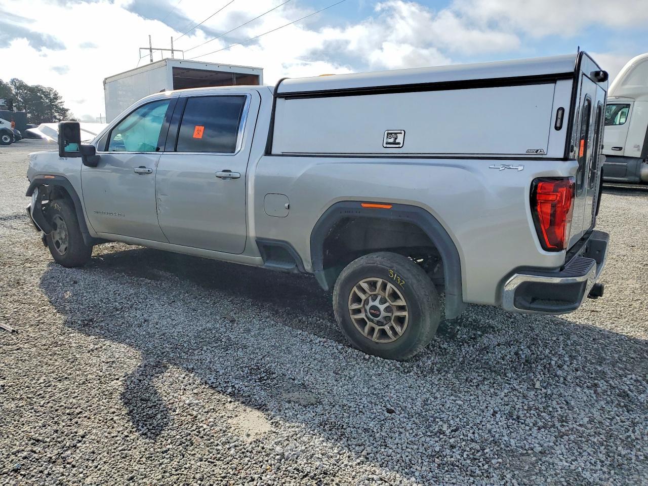 2023 GMC Sierra K2500 Sle - Image 2