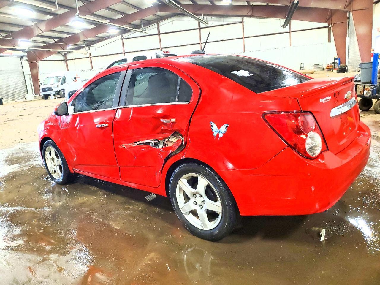 2016 Chevrolet Sonic Ltz - Фото 2