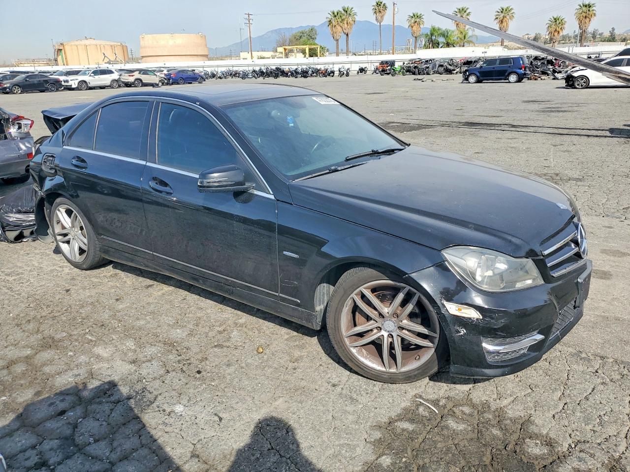 2014 Mercedes-Benz C 250 - Фото 4