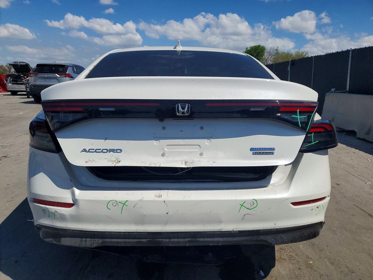 2024 Honda Accord Touring Hybrid - Фото 6