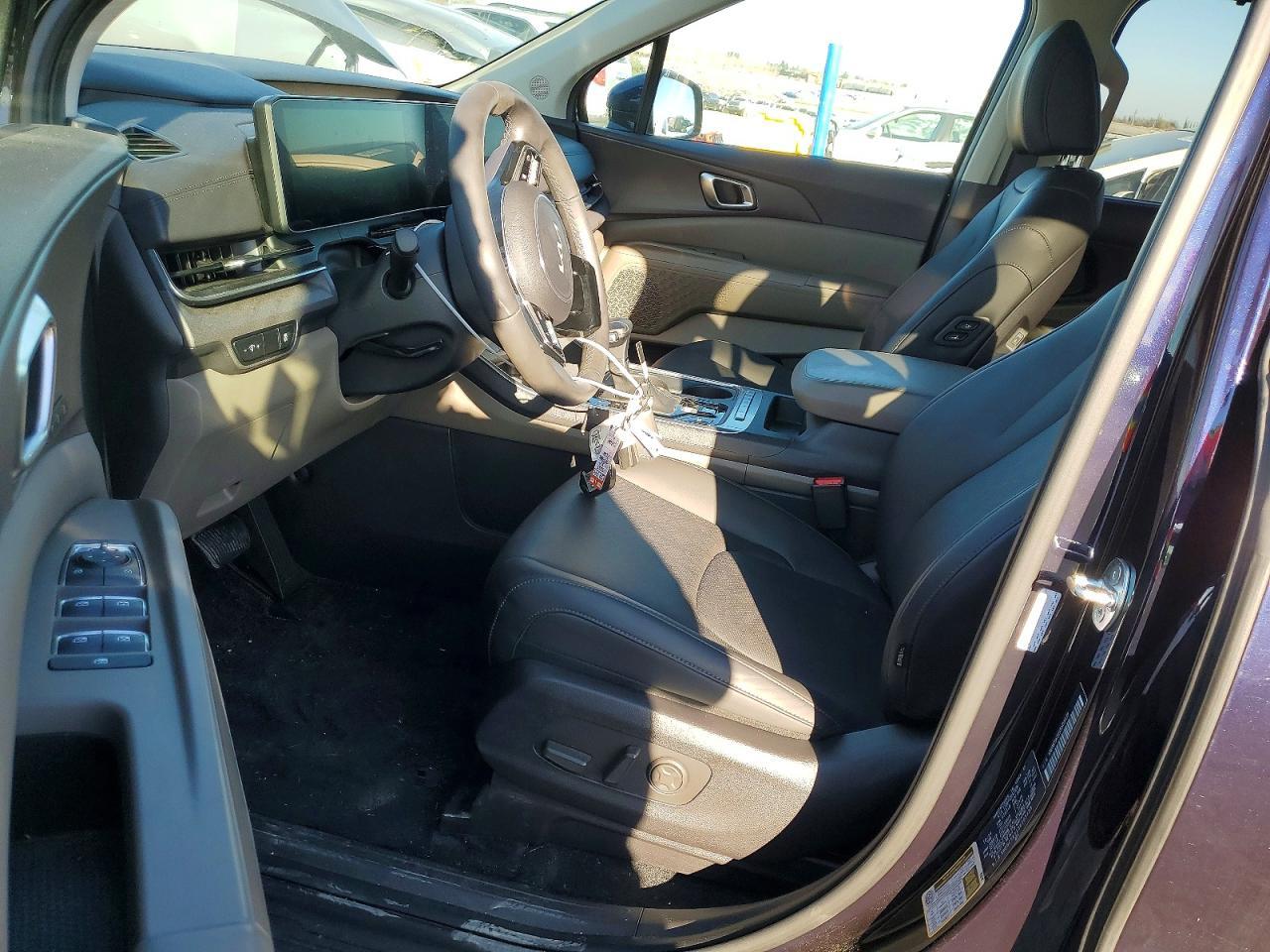 2025 Kia Carnival Ex - Фото 7