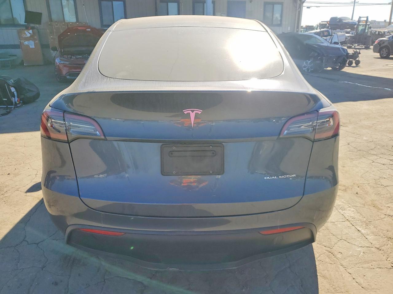 2023 Tesla Model Y - Image 6