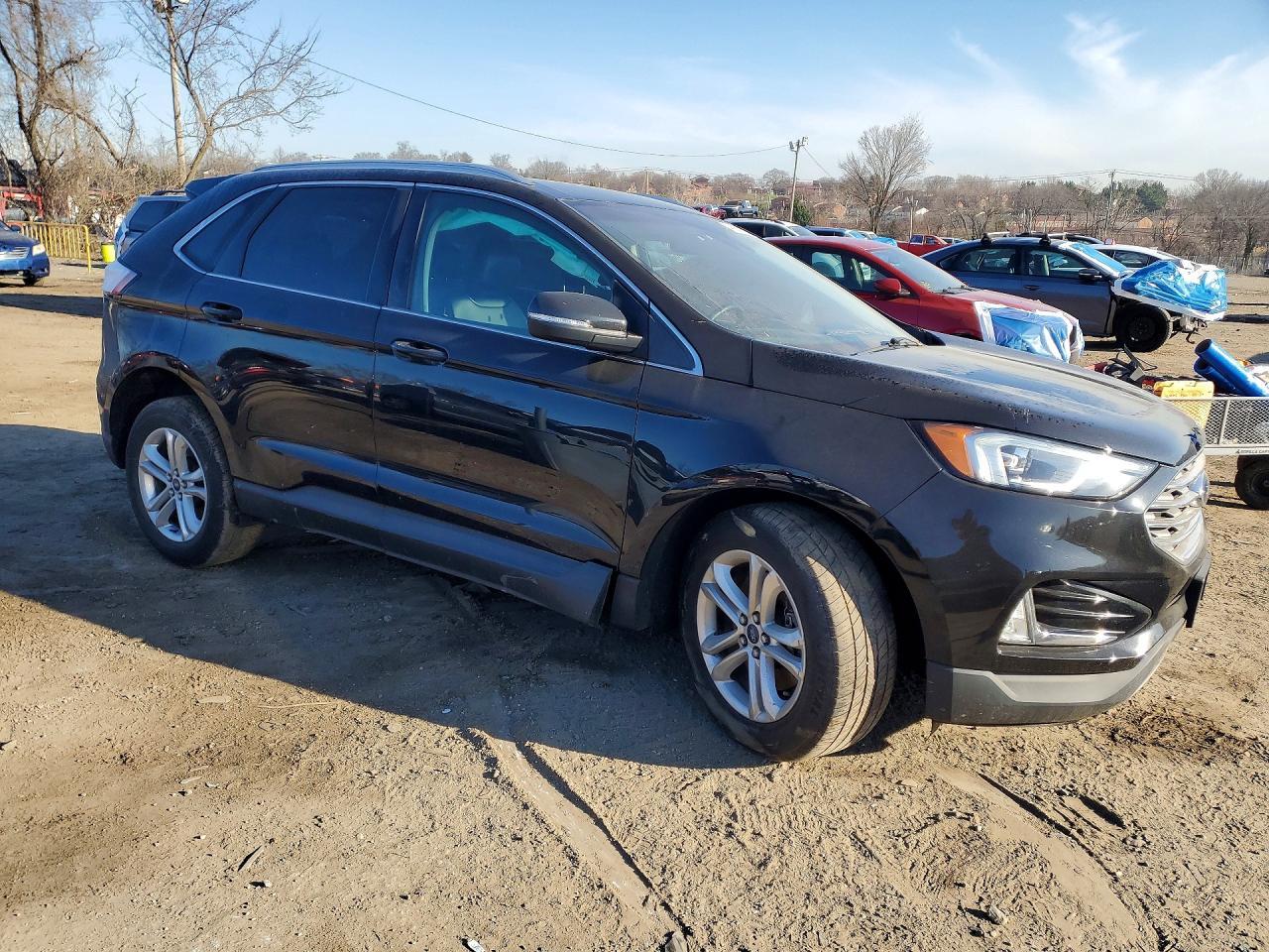 2019 Ford Edge Sel - Image 4
