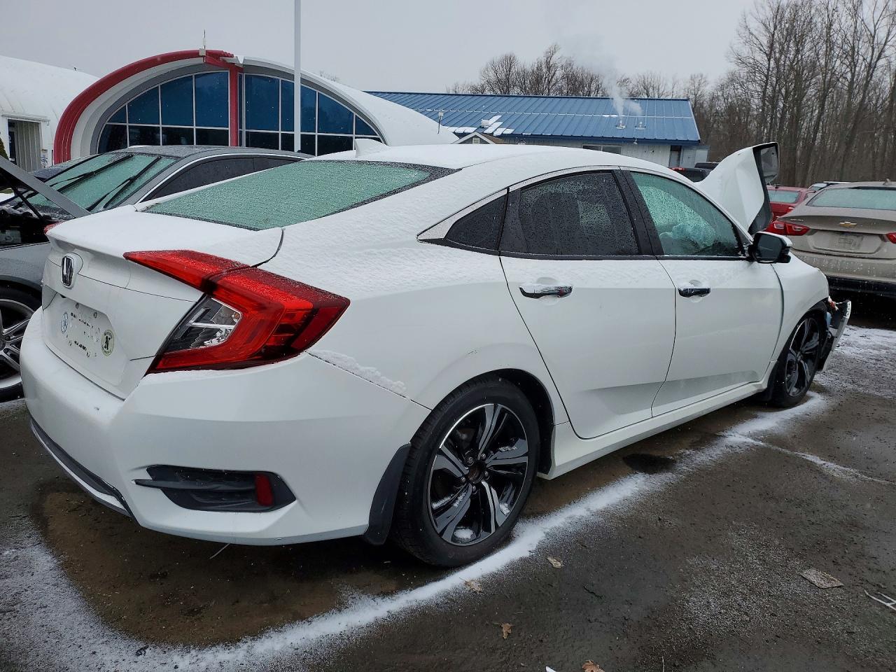 2018 Honda Civic Touring - Фото 3