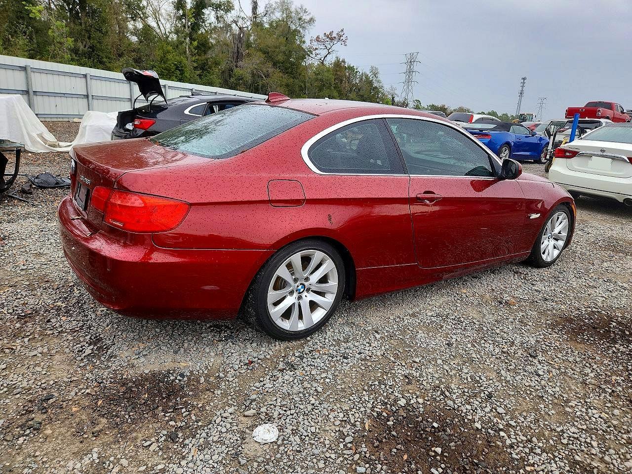 2011 BMW 328 I - Image 3