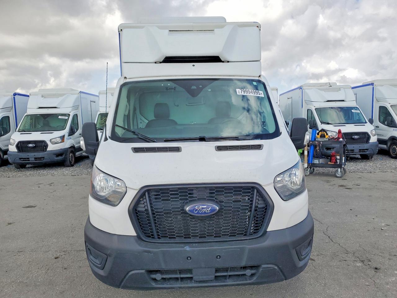 2021 Ford Transit Delivery Truck - Фото 5