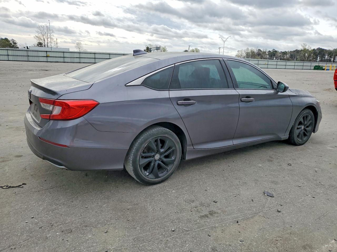 2019 Honda Accord Lx - Фото 3