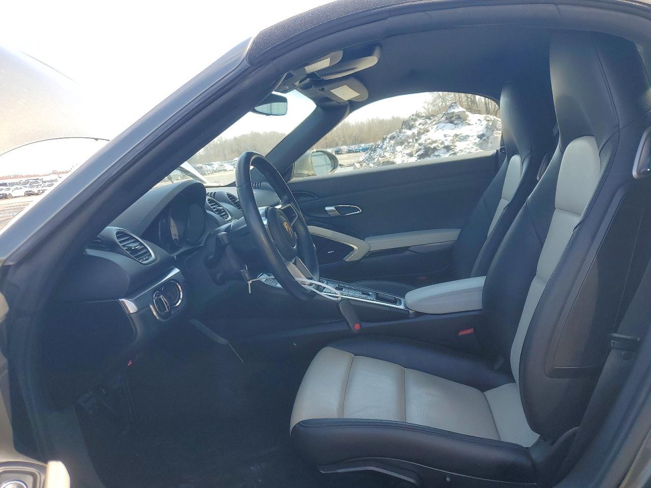 2022 Porsche Boxster Base - Image 7