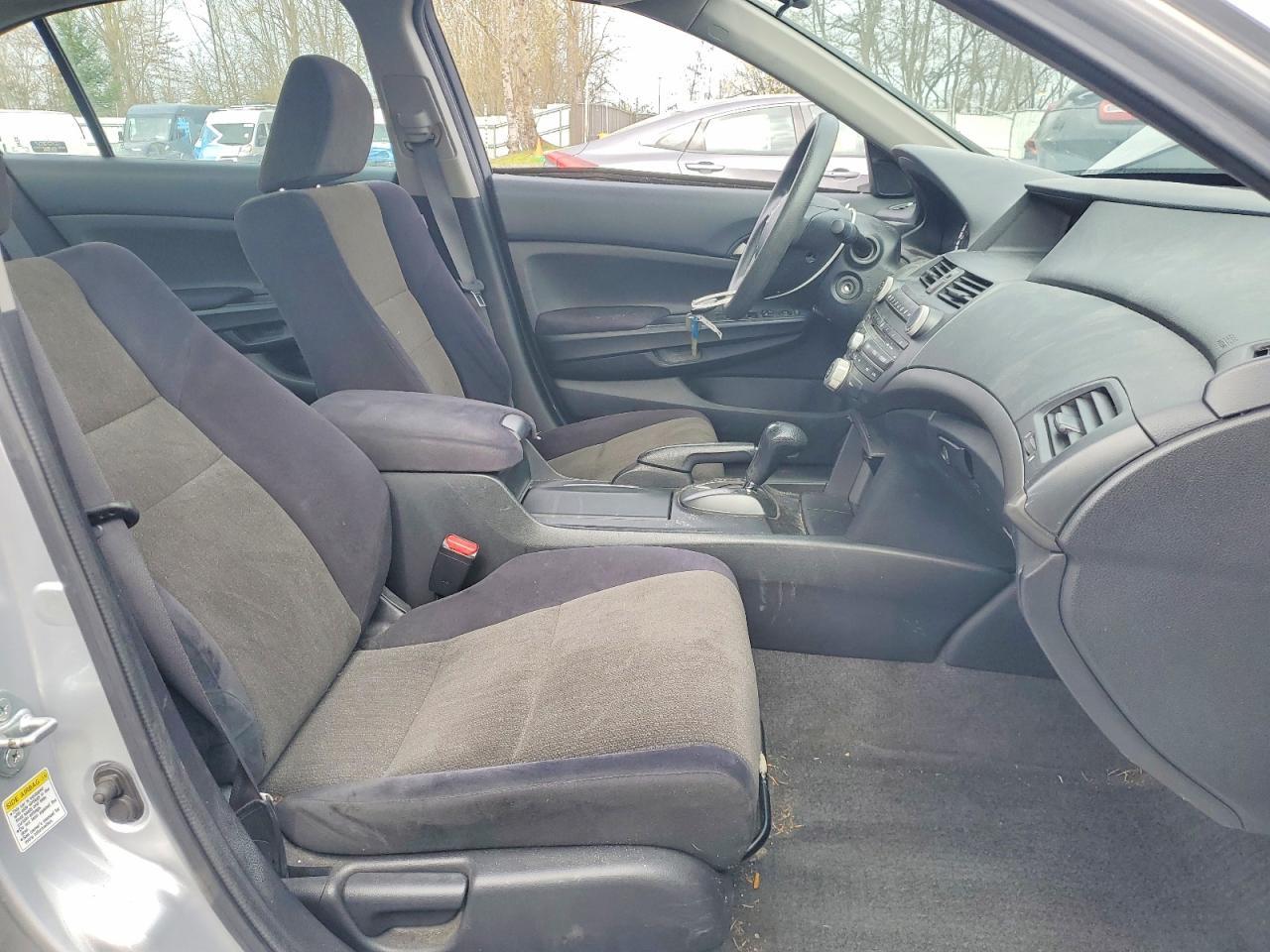 2009 Honda Accord Lx - Image 7