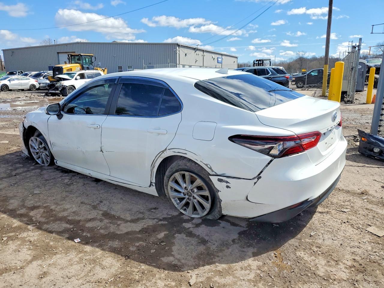 2021 Toyota Camry Le - Image 2