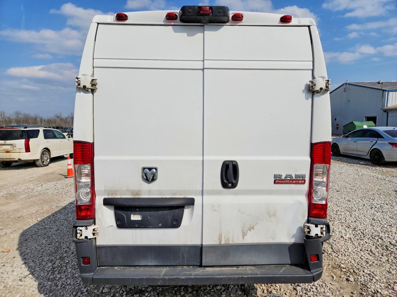 2018 Ram Promaster 3500 Delivery Van - Image 6