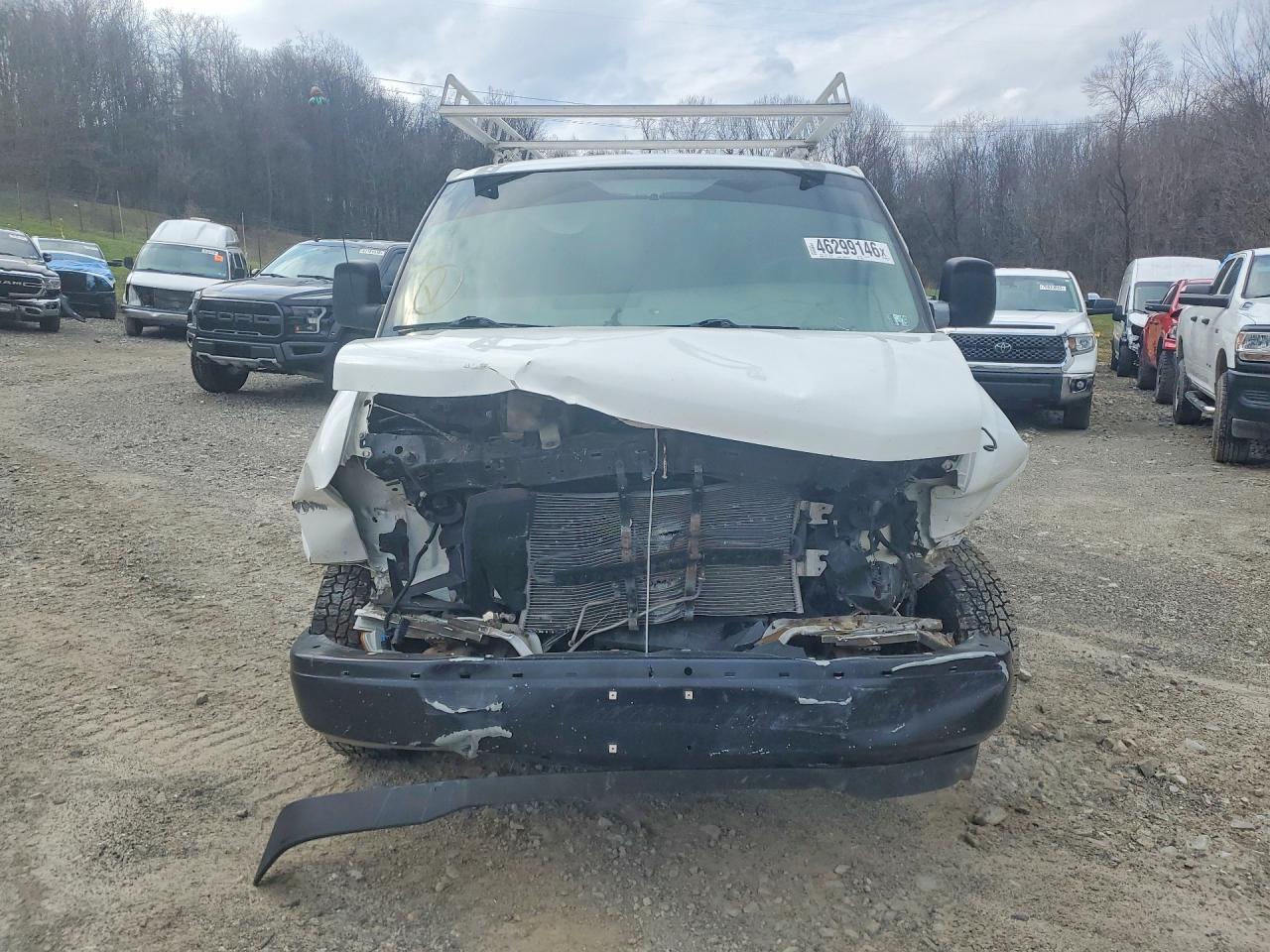 2019 Chevrolet Express 2500 Cargo Utility / Service Van - Фото 5