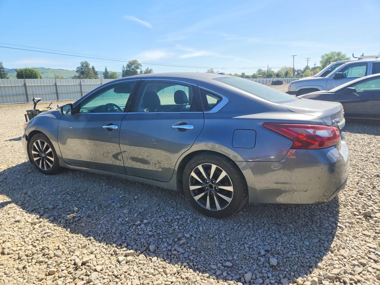 2017 Nissan Altima 2.5 Sl - Фото 2
