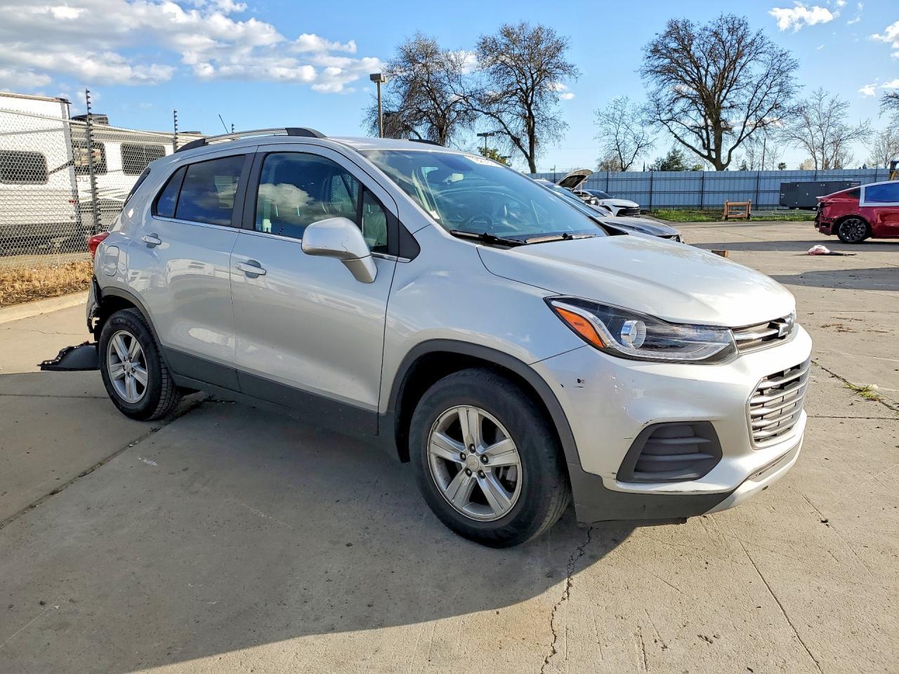 2020 Chevrolet Trax 1Lt - Image 4