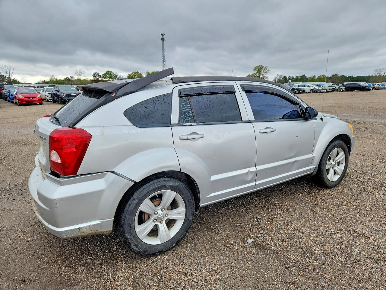 2010 Dodge Caliber Mainstreet - Image 3