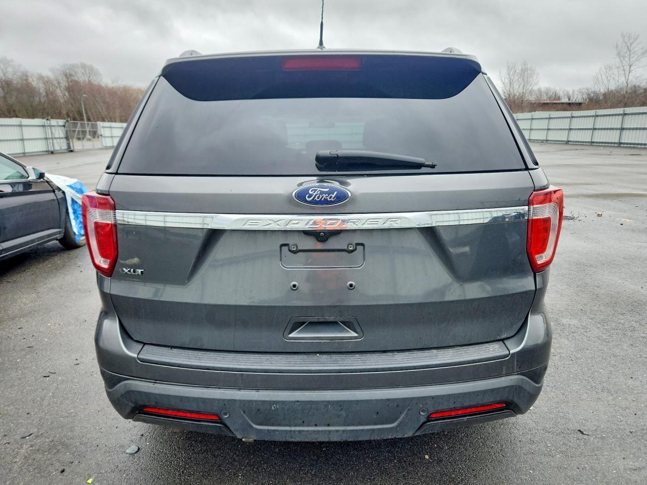 2019 Ford Explorer Xlt - Фото 6