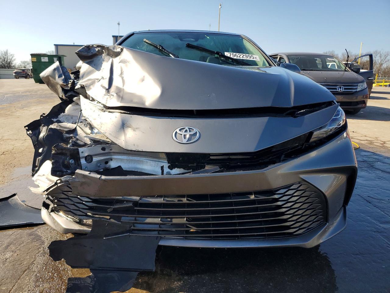 2026 Toyota Camry Xle - Image 5