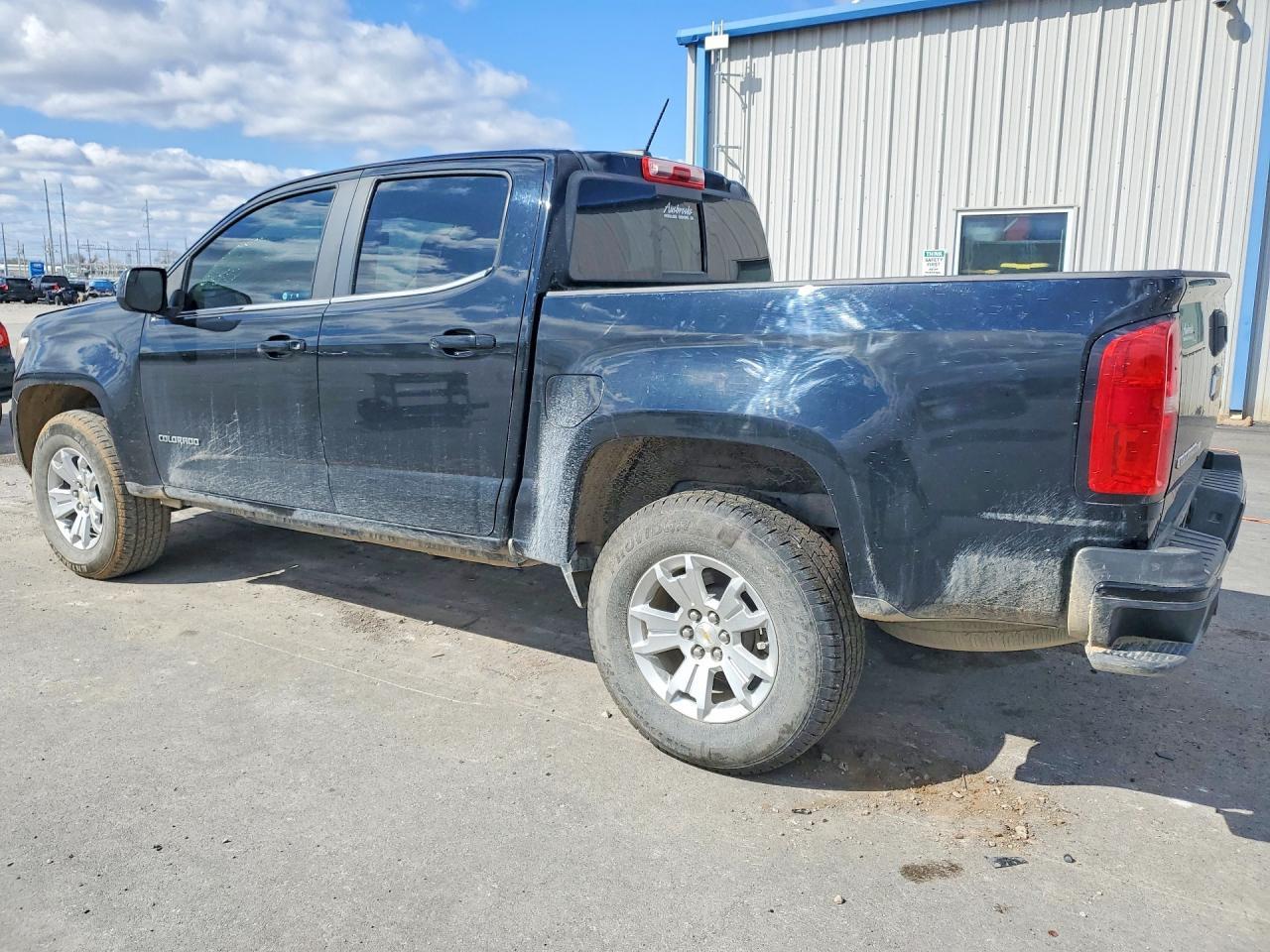 2019 Chevrolet Colorado Lt - Image 2