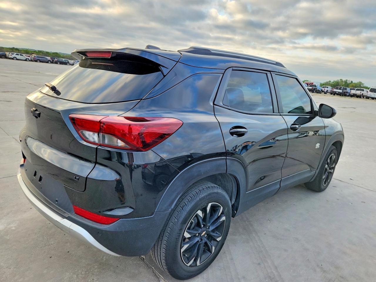 2022 Chevrolet Trailblazer Lt - Фото 3