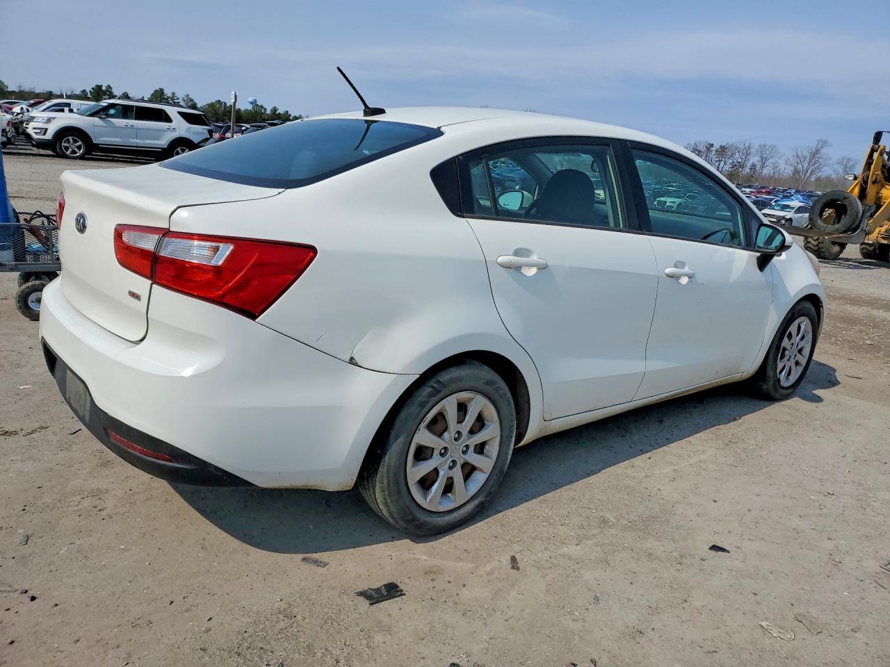 2015 Kia Rio Lx - Фото 3