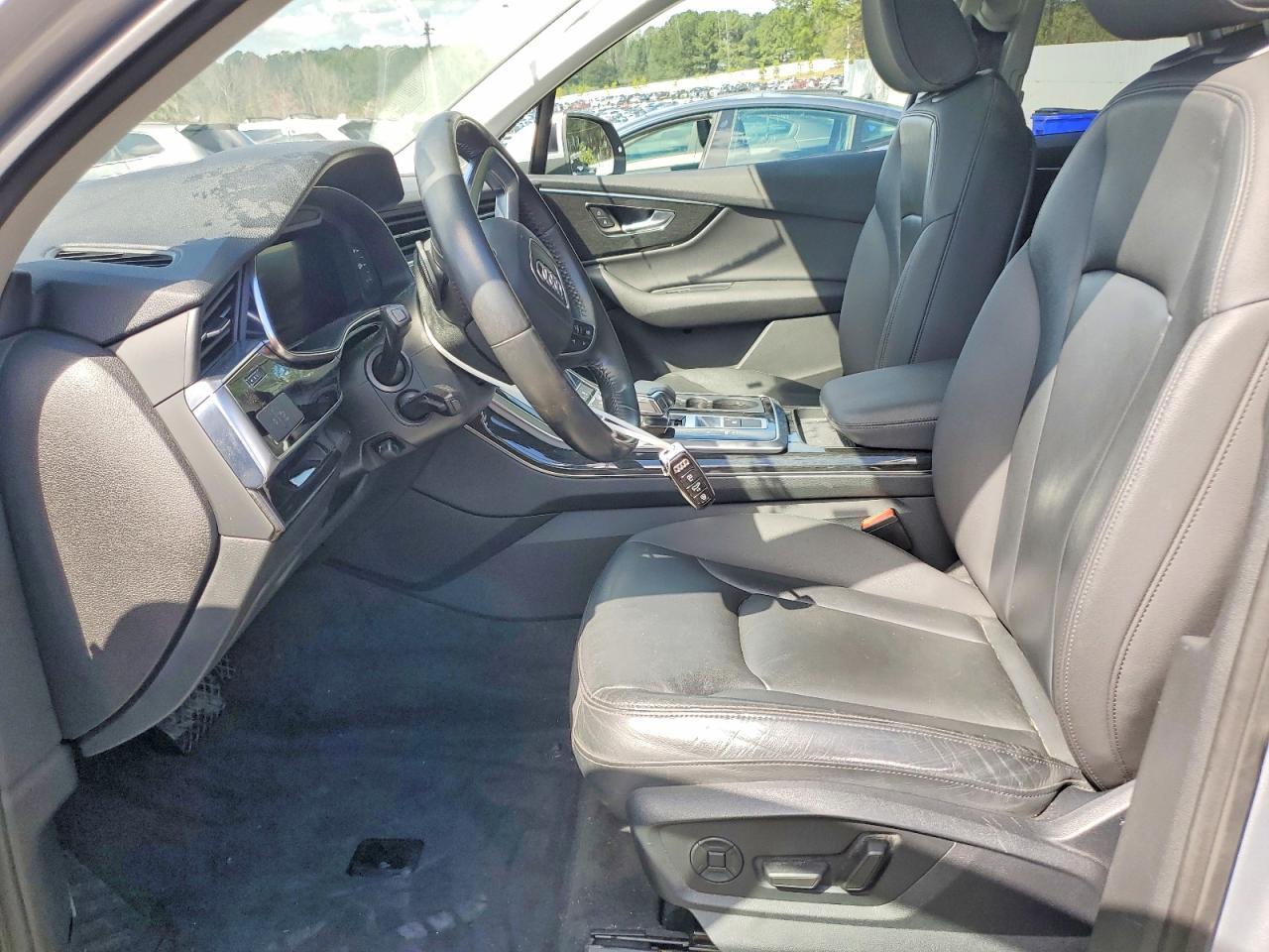 2020 Audi Q7 Premium Plus - Фото 7