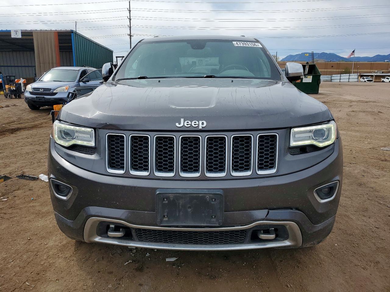 2016 Jeep Grand Cherokee Overland - Image 5