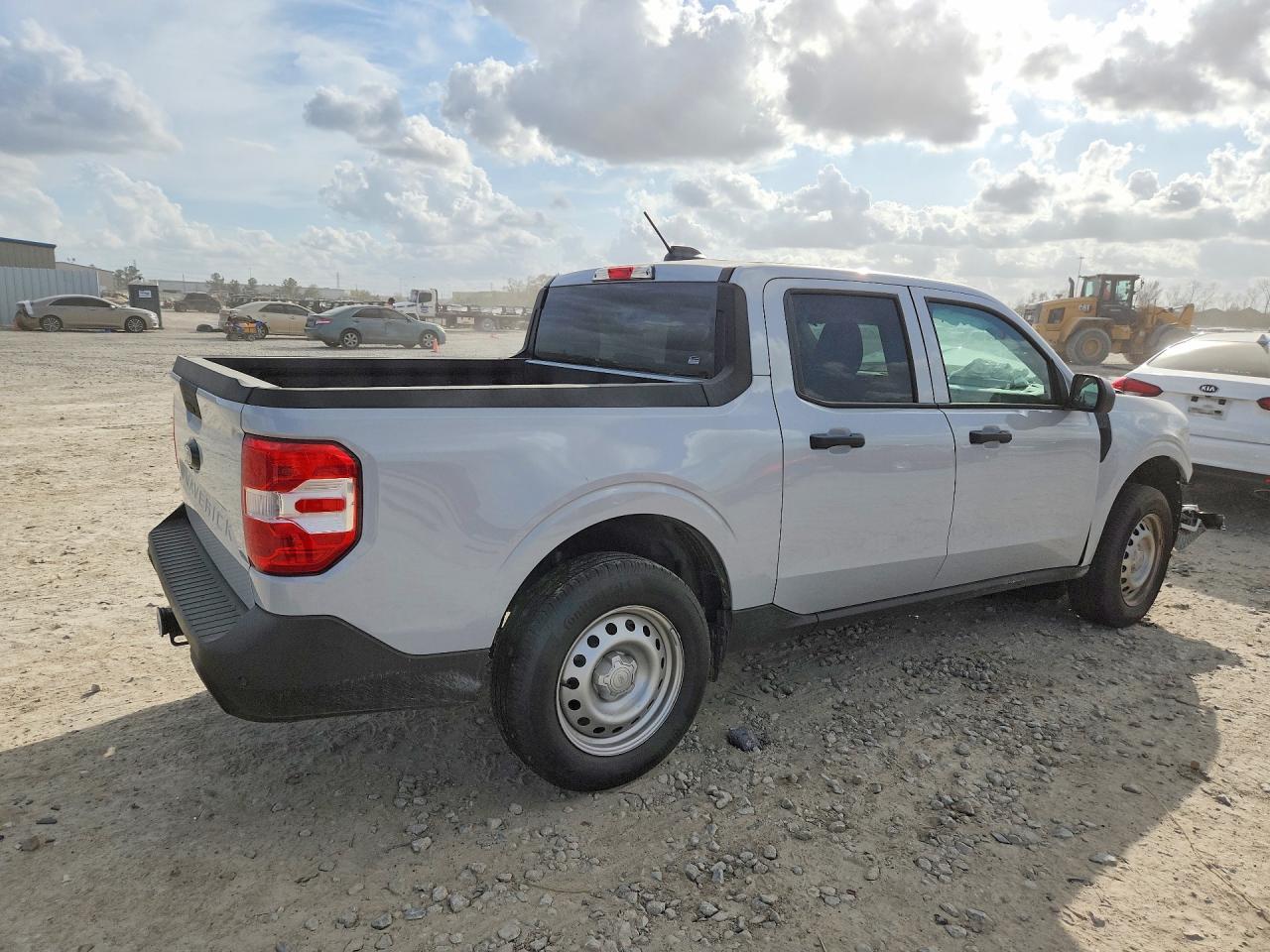 2025 Ford Maverick Xl - Image 3