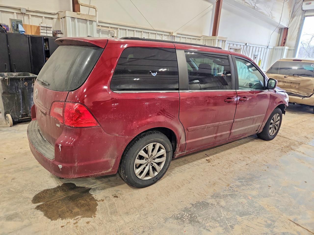 2012 Volkswagen Routan Se - Фото 3