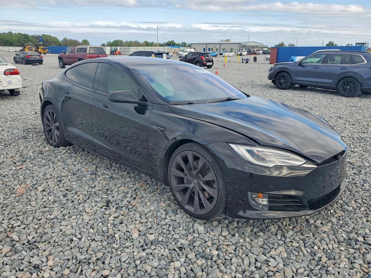 2020 Tesla Model S - Image 4