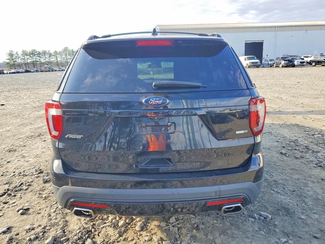 2016 Ford Explorer - Image 6