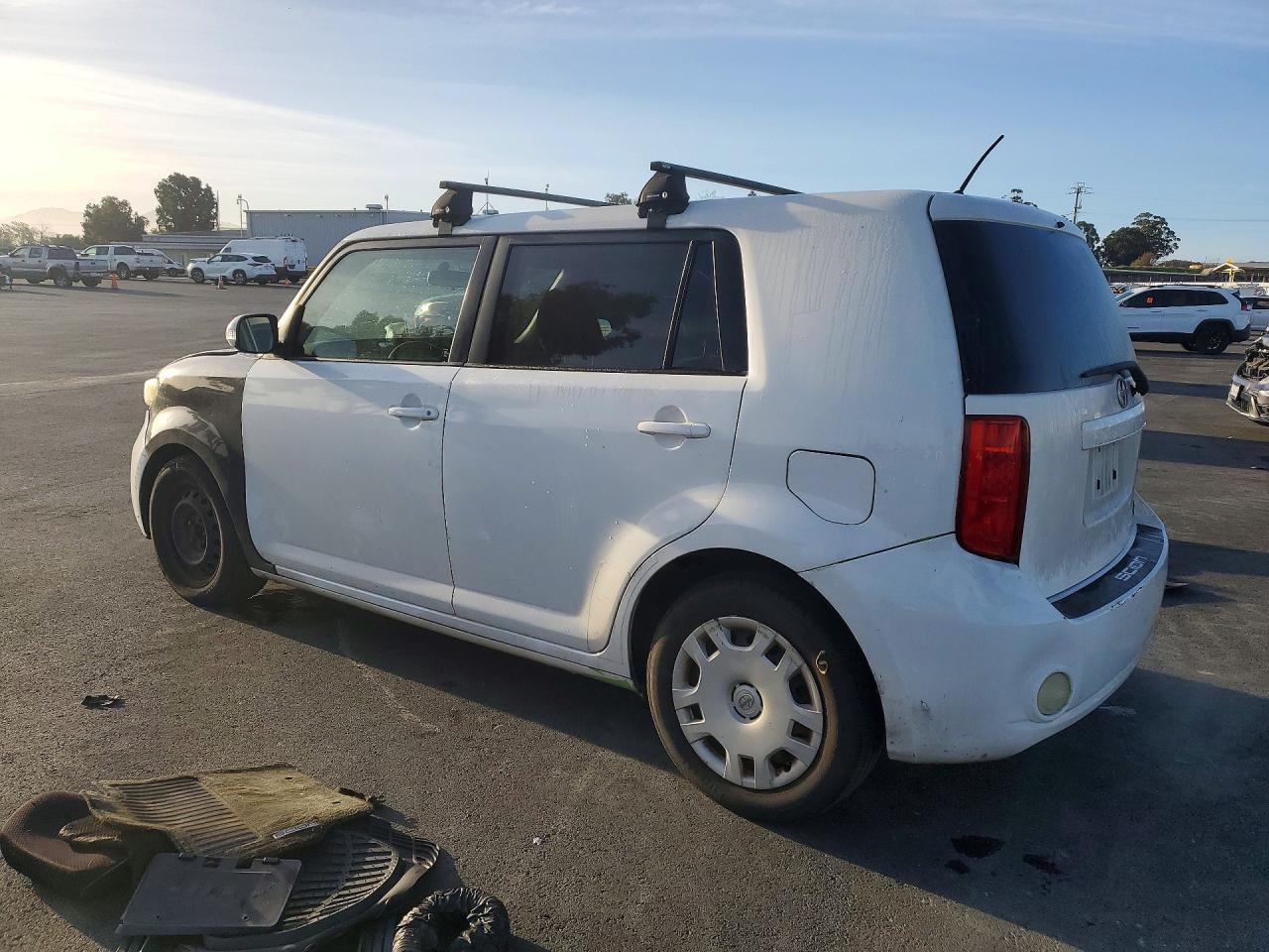 2008 Scion Xb - Image 2