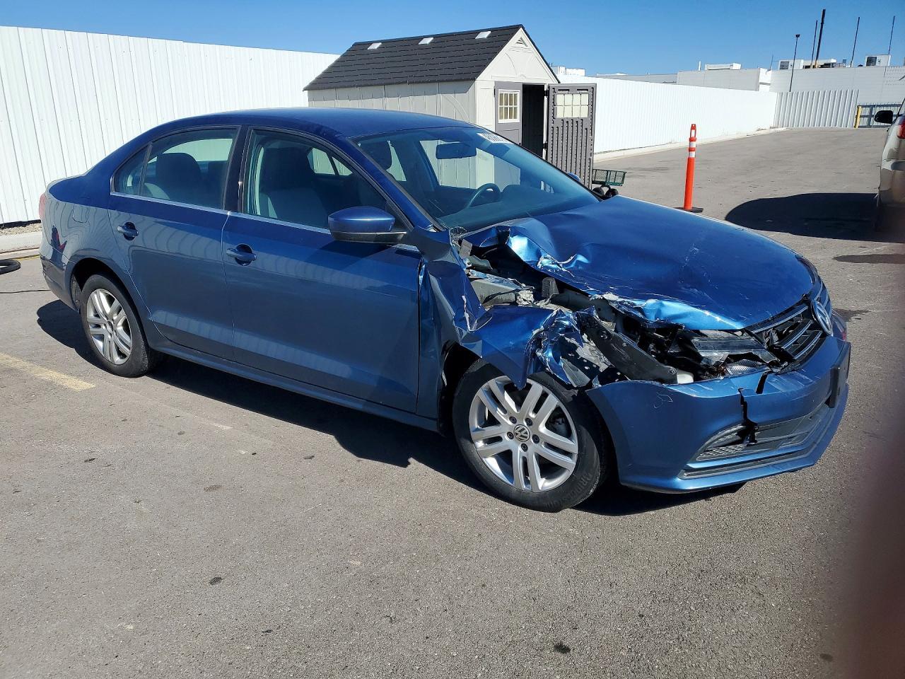 2017 Volkswagen Jetta S - Фото 4