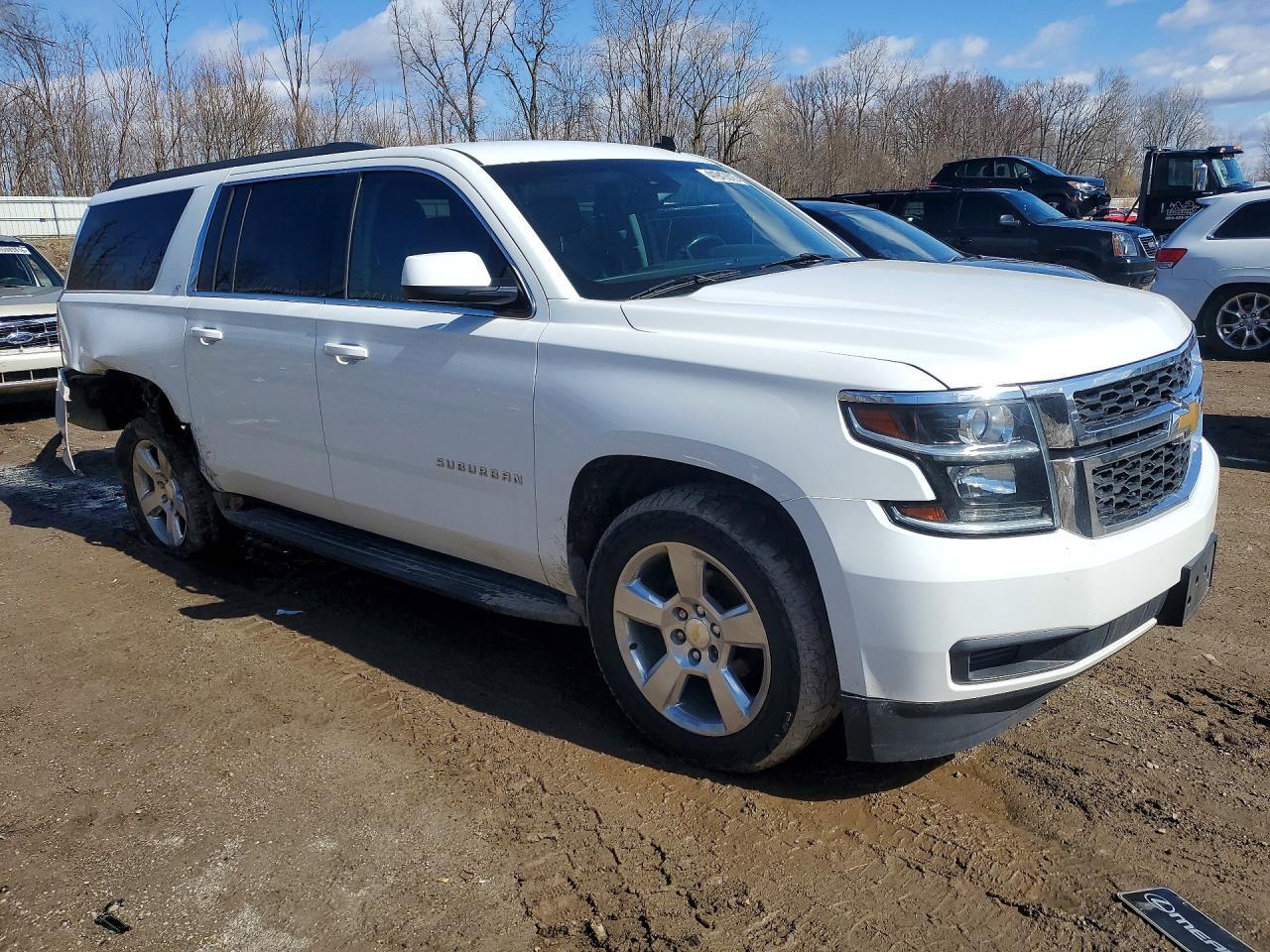 2015 Chevrolet Suburban K1500 Lt - Фото 4