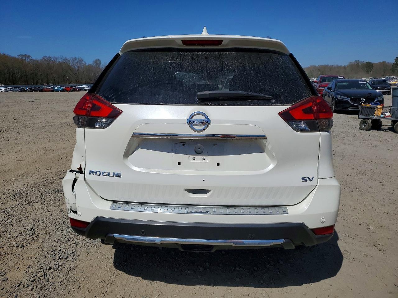 2019 Nissan Rogue Sv - Image 6